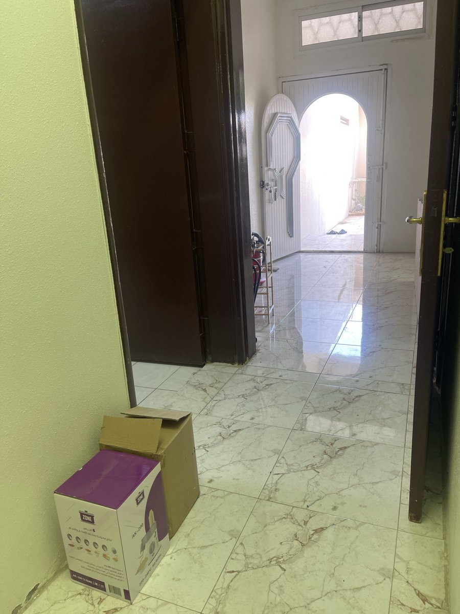 n_fmo's tweet photo. اخر ليله لك في بلد عيشت فيها 40 سنه كيف تحس غير عصرة القلب وخنقه ودموع تنهمر من غيرقصد وانفجار مايبغا يبدا ولا ينتهي في راسك https://t.co/iEabaKlznO