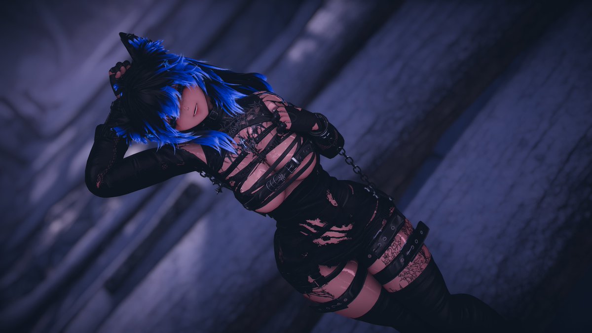 Cyberfade1's tweet image. Can you come warm me up?  It is a little cold out here!
Zae by @_Googii