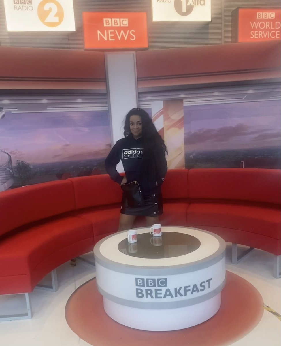 Rowetta🎙 tweet media