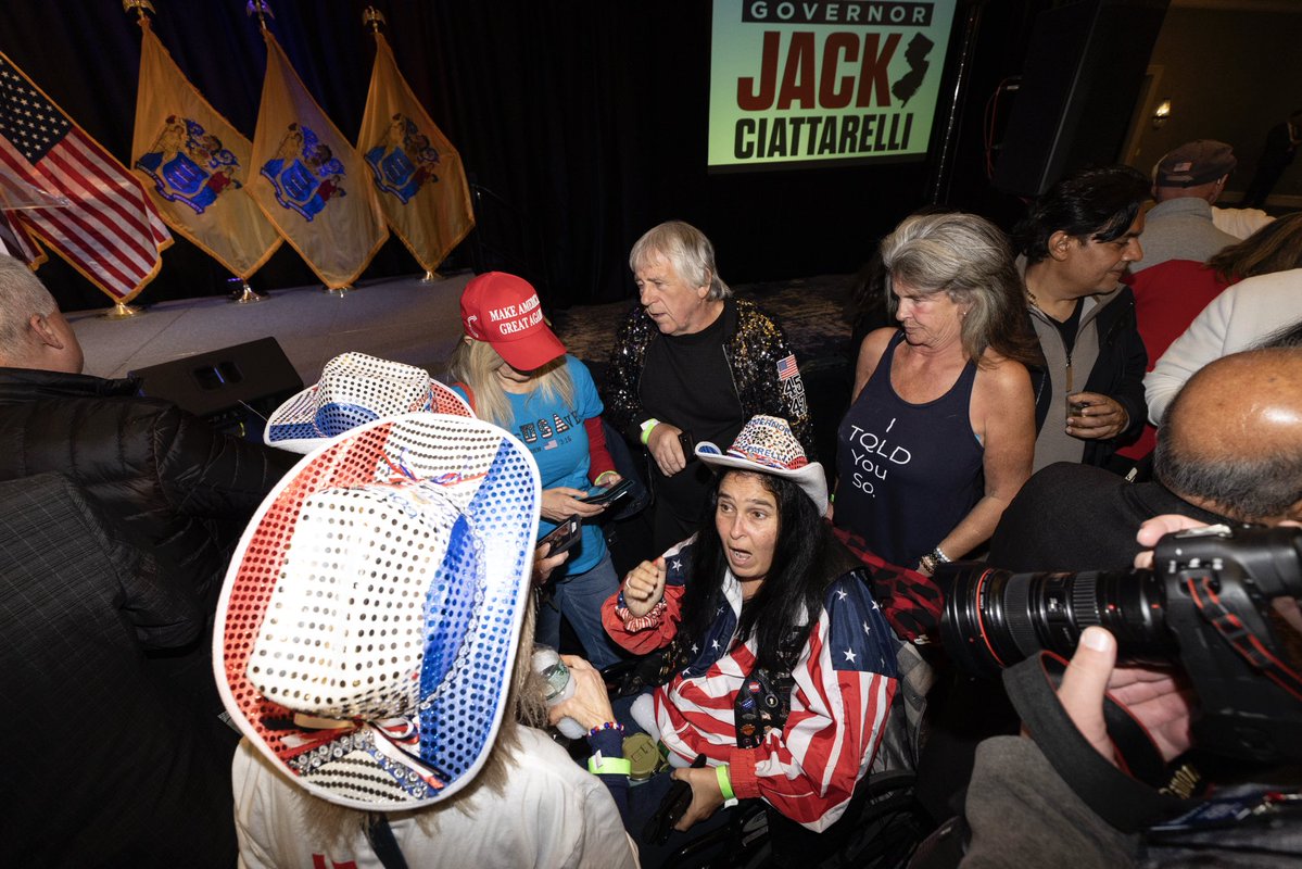 AnneCarusoPhoto's tweet image. Some senes from election night at Jack Ciattarelli’s HQ in Bridgewater. Shot #onassignment for the New Jersey Monitor.