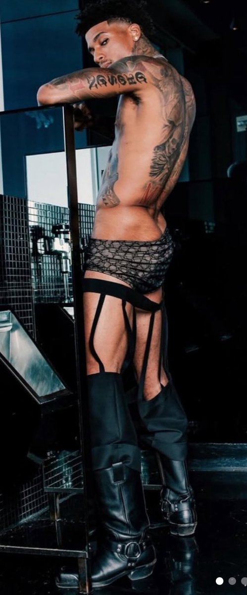 Menace Wait tweet media