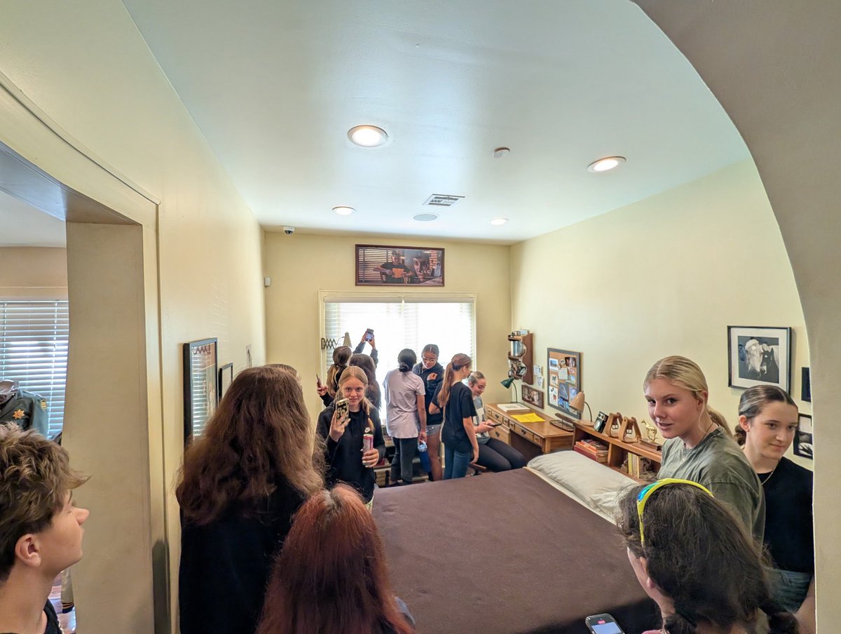 Students from Kansas Public Schools toured the museum today.  GO COMETS!!! Stay Gold.