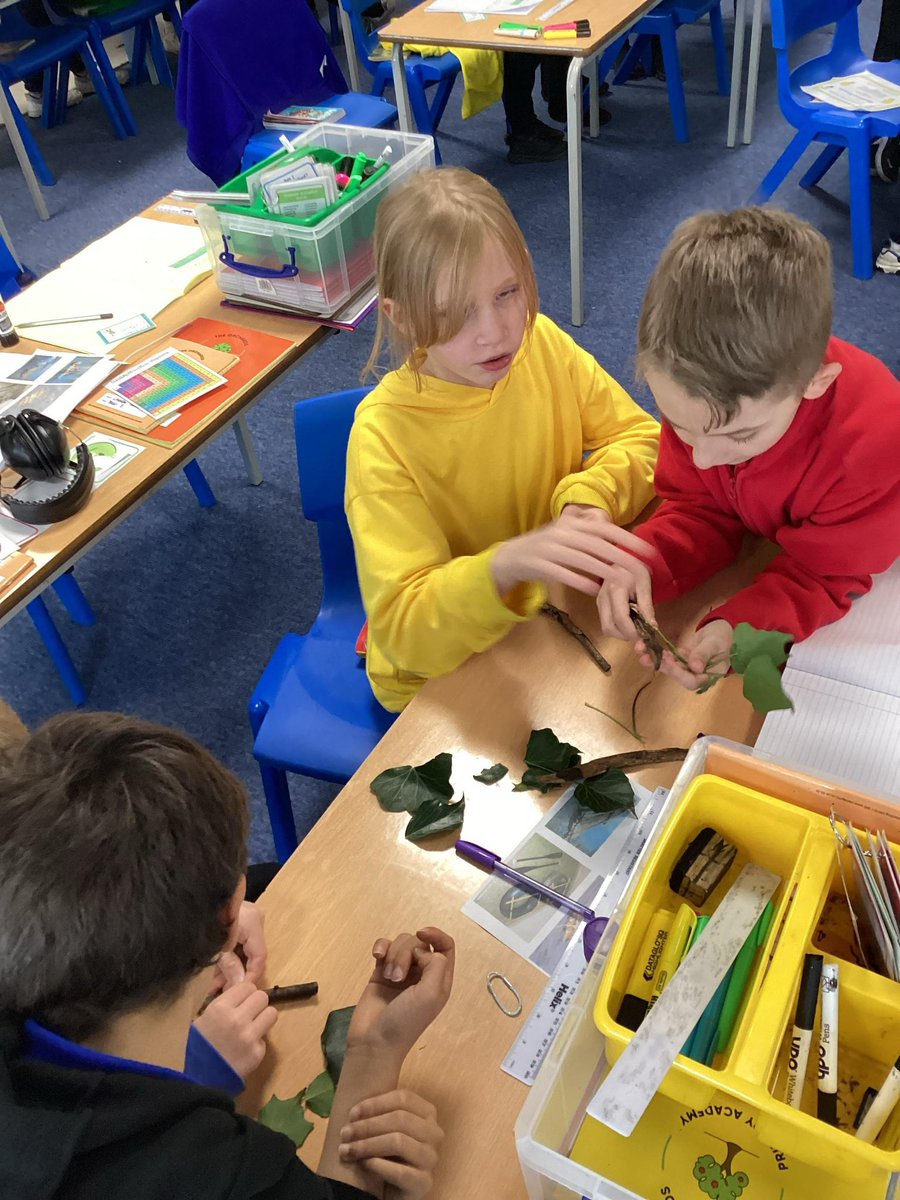 orchardsac's tweet image. Wow! To see year 5 building raft models as part of their history #learninglabs was amazing! Well done year 5! 
#history #togetherness #building #GetSetGo @greenheartLP