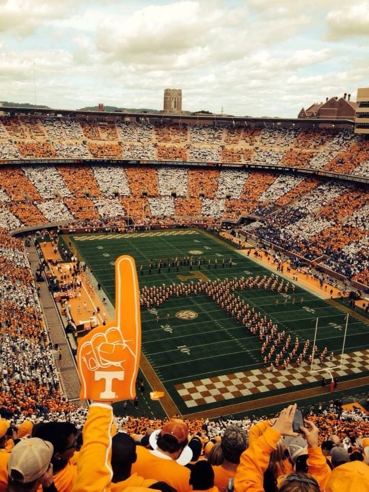 TreyMartinFp's tweet image. #AGTG VERY BLESSED TO RECEIVE A OFFER FROM @Vol_Football 

@aburnette318 @IAmTaeTrent @football_fphs @RecruitLouisian @BillyEmbody @JeritRoser @adamgorney @SWiltfong @TomLoy247