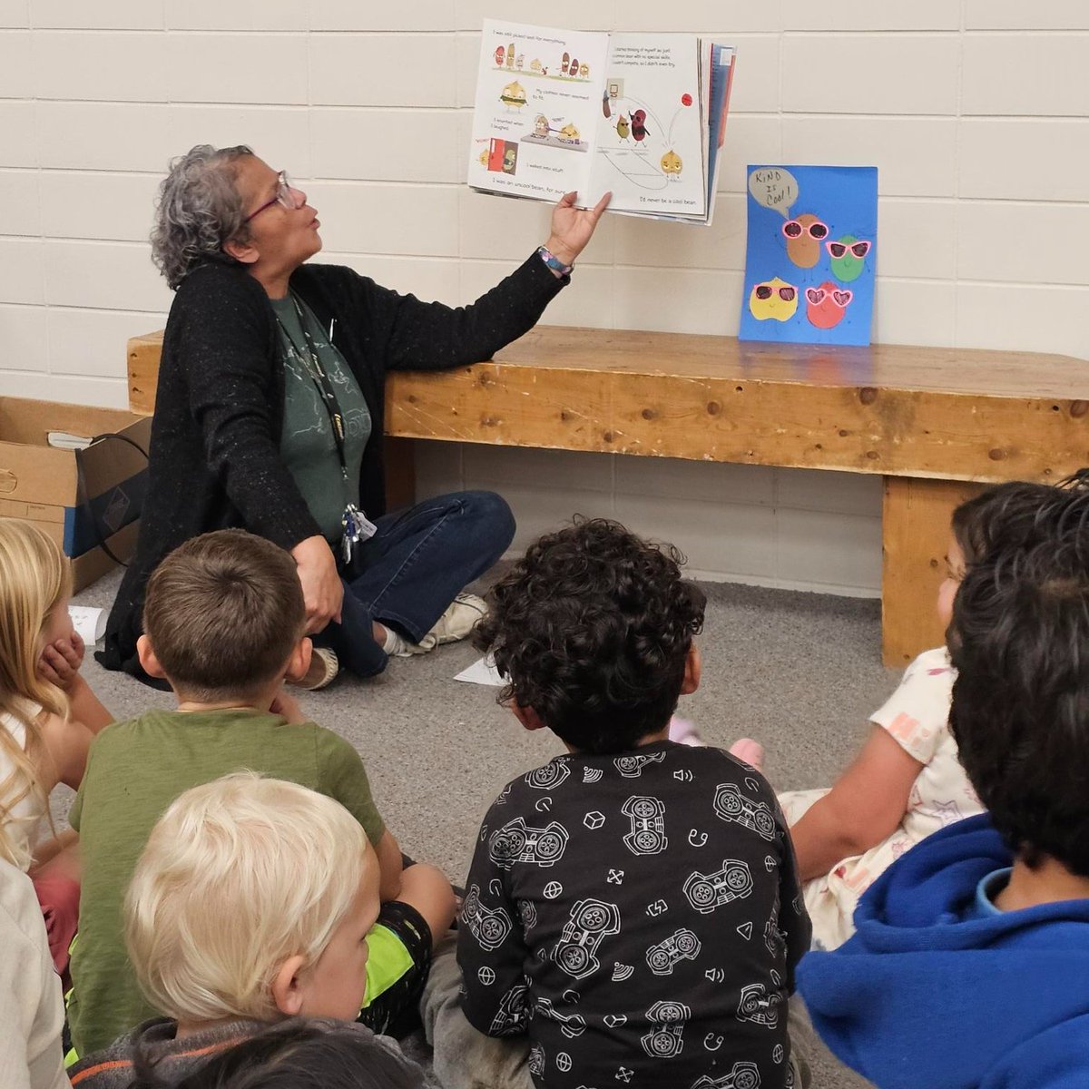 FlowersEL1972's tweet photo. Strong literacy skills start early. 🌻
Your #GivingTuesday support helps children build vocabulary, confidence, &amp; lifelong love of reading. Together, we're #GrowingBrightFutures https://t.co/FUEUj9n1Ob