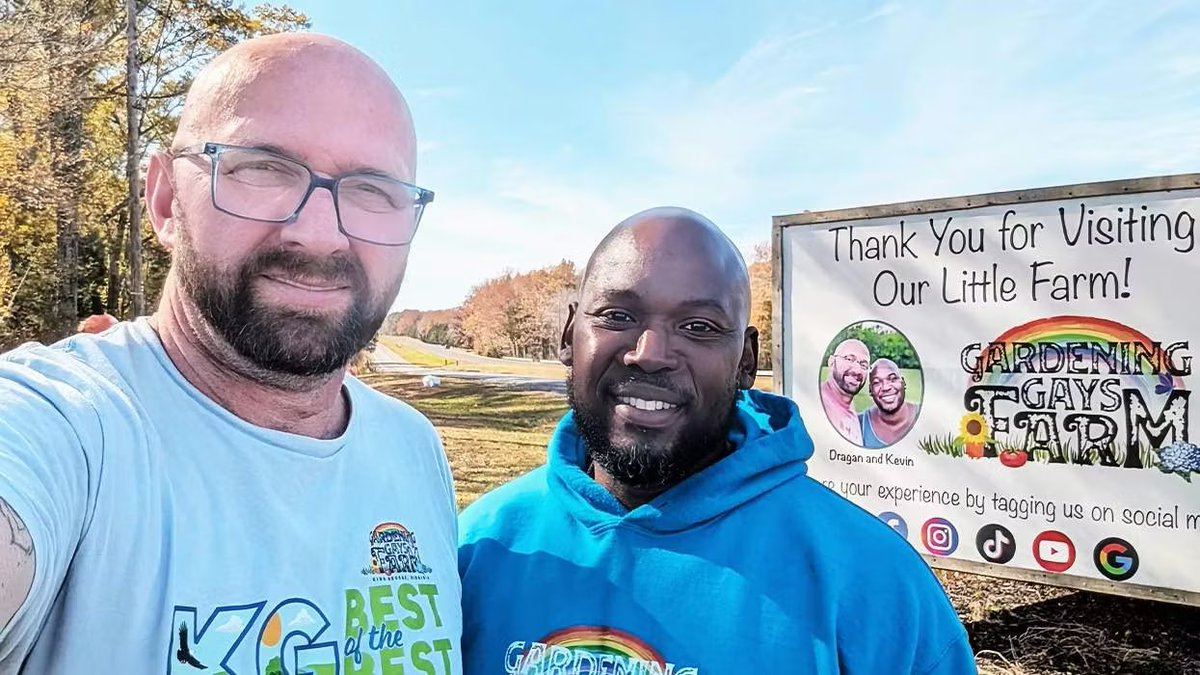 Virginia farm owned by the 'Gardening Gays' was vandalized with medical waste and human feces

HEADLINES  -  FOR GAY MEN

flipboard.com/@noosafoto/gay…