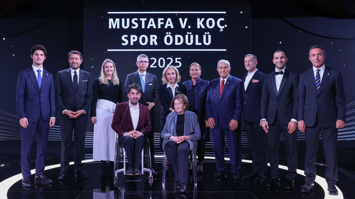 Mustafa V. Koç’un sporun dönüştürücü gücüne olan inancını ve bu alandaki vizyonunu yaşatmak amacıyla verilen Mustafa V. Koç Spor Ödülü’nün sahipleri olimpik eskrimci Dr. Enver Yıldırım, paralimpik masa tenisçi Abdullah Öztürk oldu. Bu yıl ilk kez verilen “Yaşam Boyu Spora Katkı