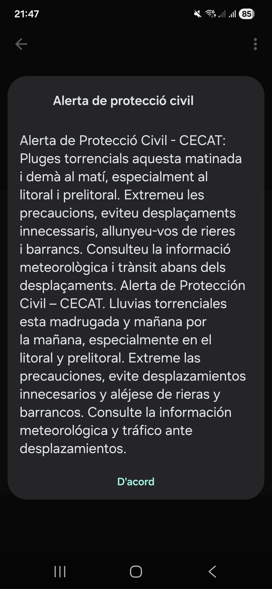 L'alarma és tan estrident que tinc tanta pressa en apagar-la que no em dona temps a llegir el missatge, i em quedo sense saber perquè hi ha una alarma