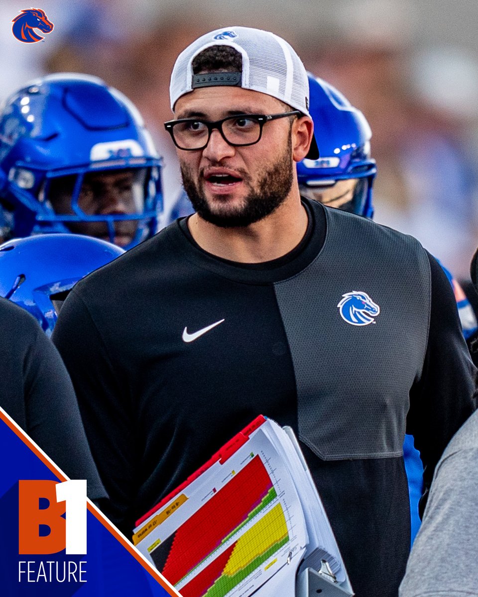 BroncoSportsFB's tweet photo. Demitri Washington: 𝗧𝗵𝗲 𝗕𝗼𝗼𝗸 𝗚𝘂𝘆

📰 https://t.co/CVcgA9qV6X

#BleedBlue | #BuiltDifferent https://t.co/qDHhCWvsnJ