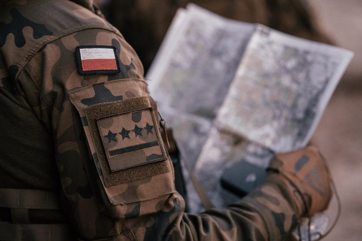 _6BPD_'s tweet image. ▪️W dn. 04-05.11.2025 r.  Dowództwo #6BPD realizowało zajęcia dobowe mające na celu doskonalenie umiejętności taktycznych żołnierzy biorących udział w operacjach powietrznodesantowych. 

Więcej 👇
facebook.com/share/p/17dUyr…