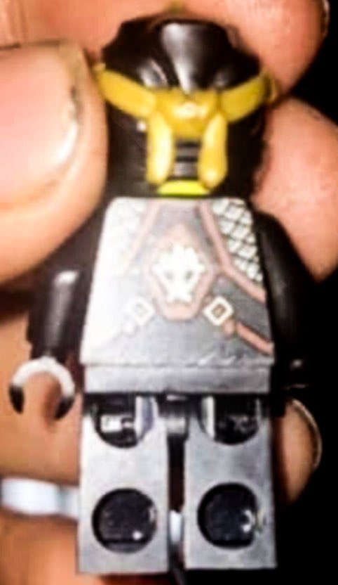 須郷様(説明欄) MORE NEW LOOKS AT THE NINJAGO 15TH ANNIVERSARY COLE ZX MINIFIGURE!!!