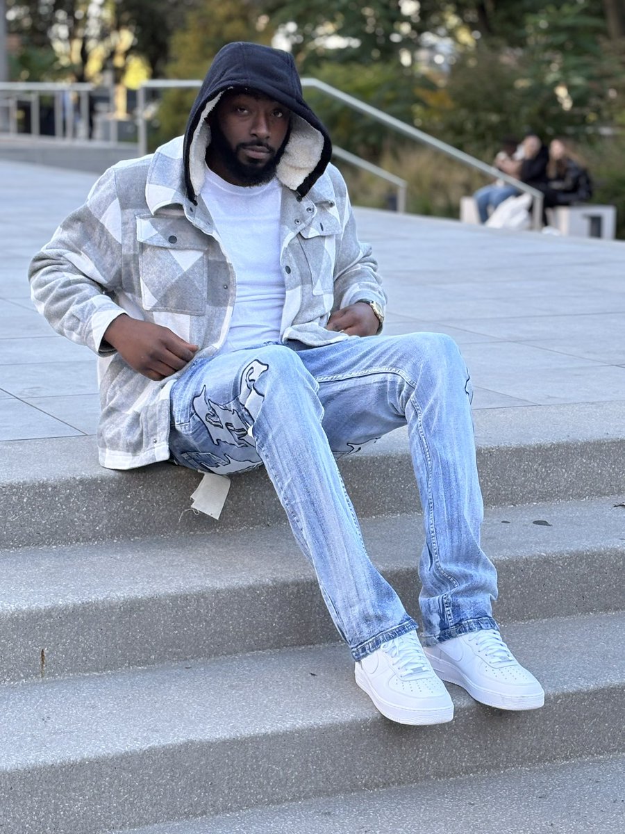 mitch 🧙🏾‍♂️ tweet media