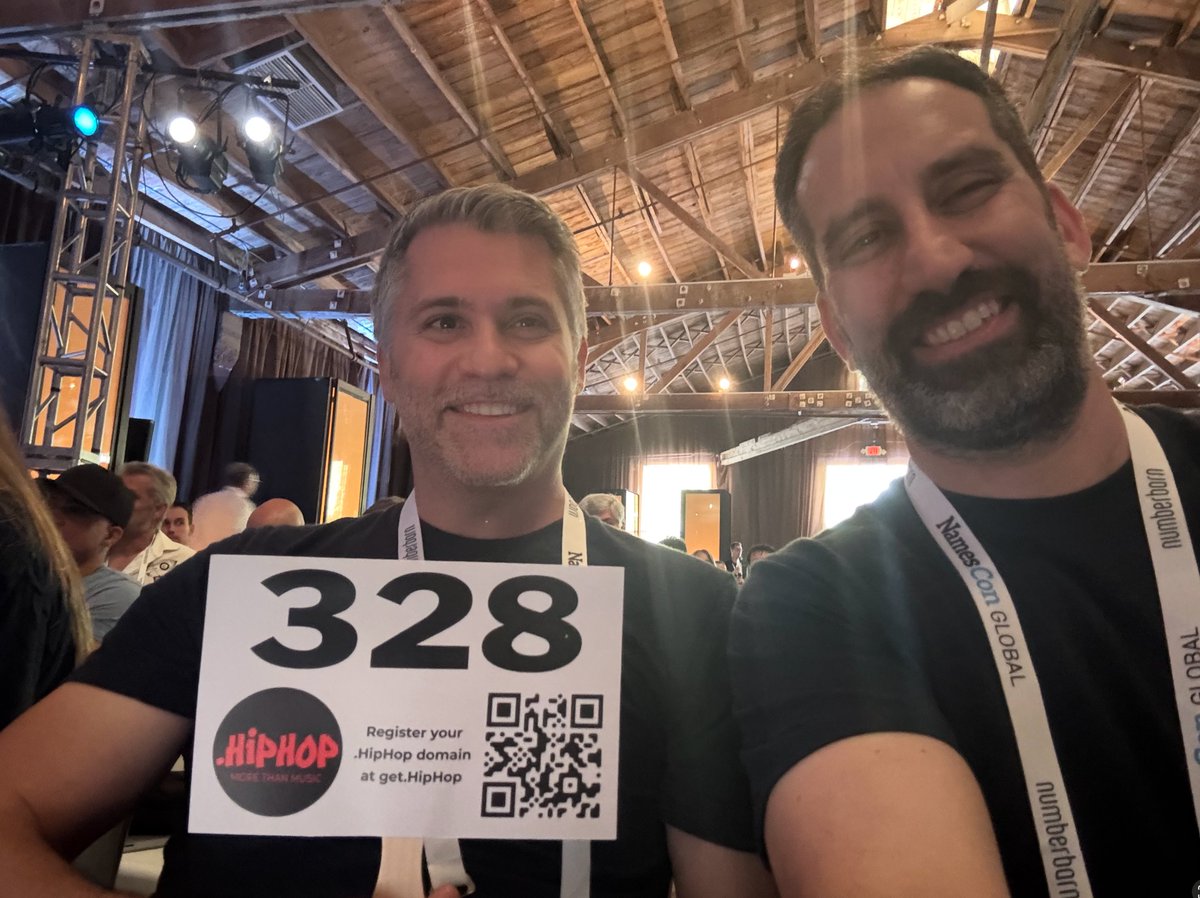 Snagged.com tweet media