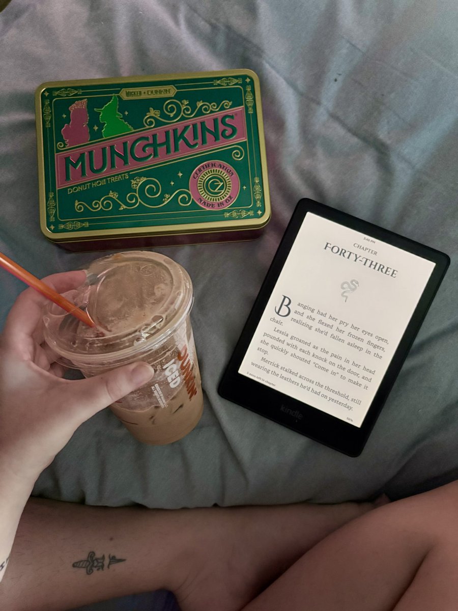 beccaaa_a's tweet photo. what are you currently reading? 🩷

https://t.co/asYd2uZXJU https://t.co/Sp3yAqehk7