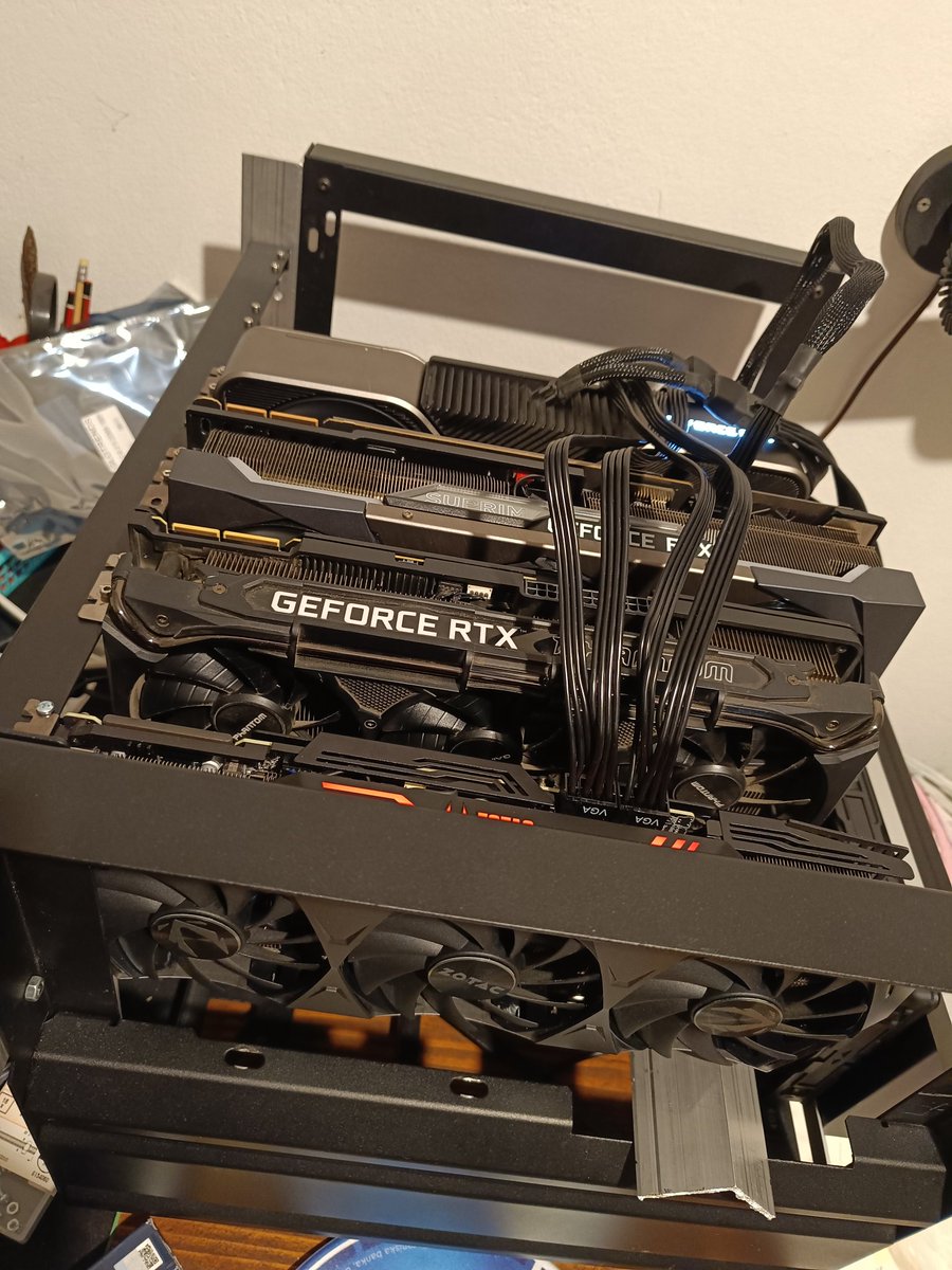 Peter Keše tweet media