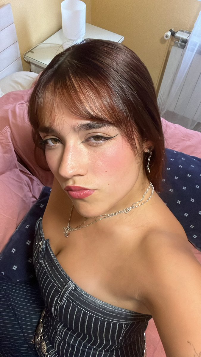 Aina (taylor’s version) tweet media