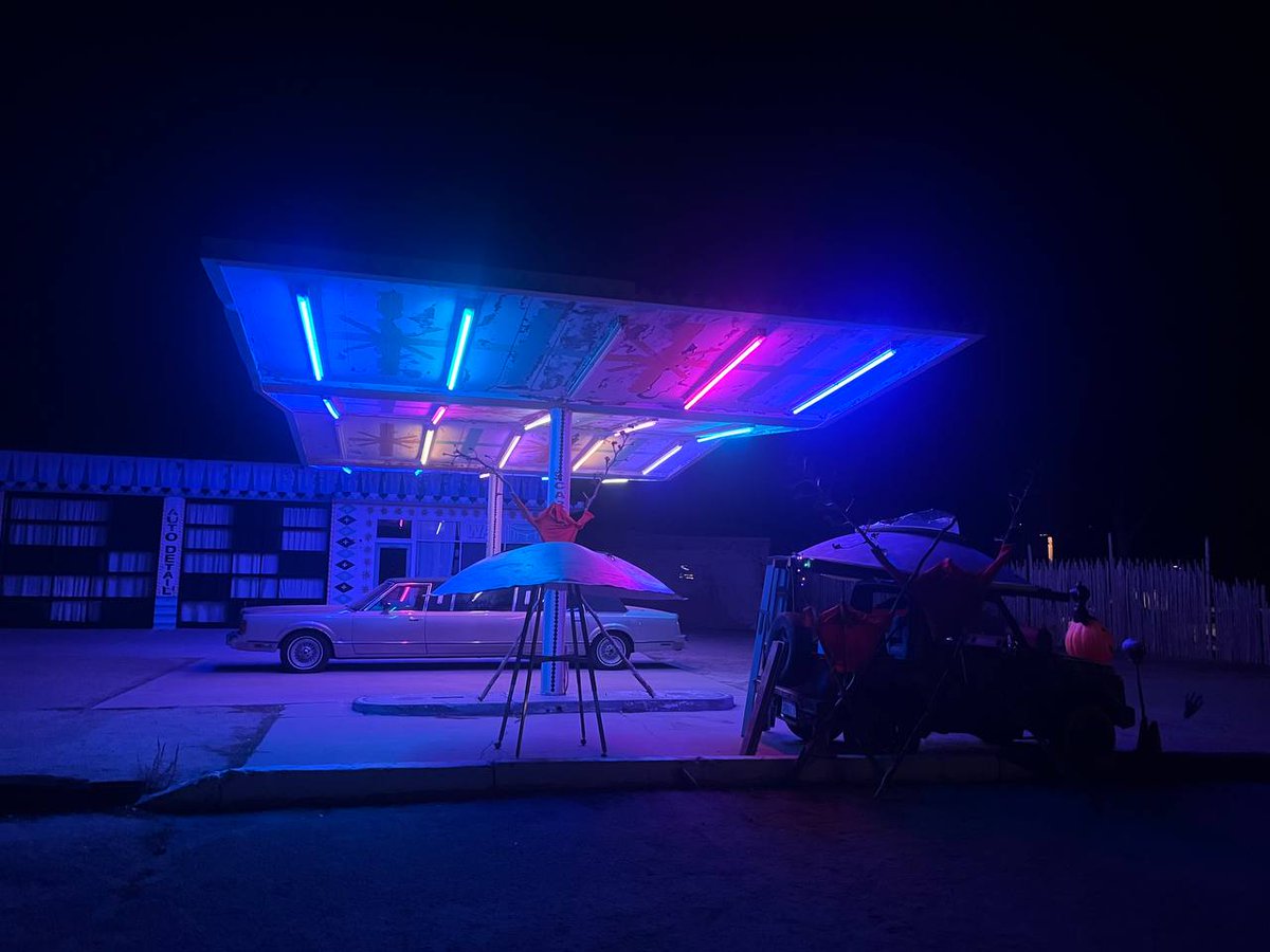 Coyotes_Saucers's tweet image. ✨🛸Spotted any flying saucers hovering over Jacumba Hot Springs Hotel this Halloween? Or green men sprinting through the spooky night? 👽👻
#CoyotesFlyingSaucers #JacumbaHotSprings #VortexVibes #HalloweenUFO #GreenMenMystery