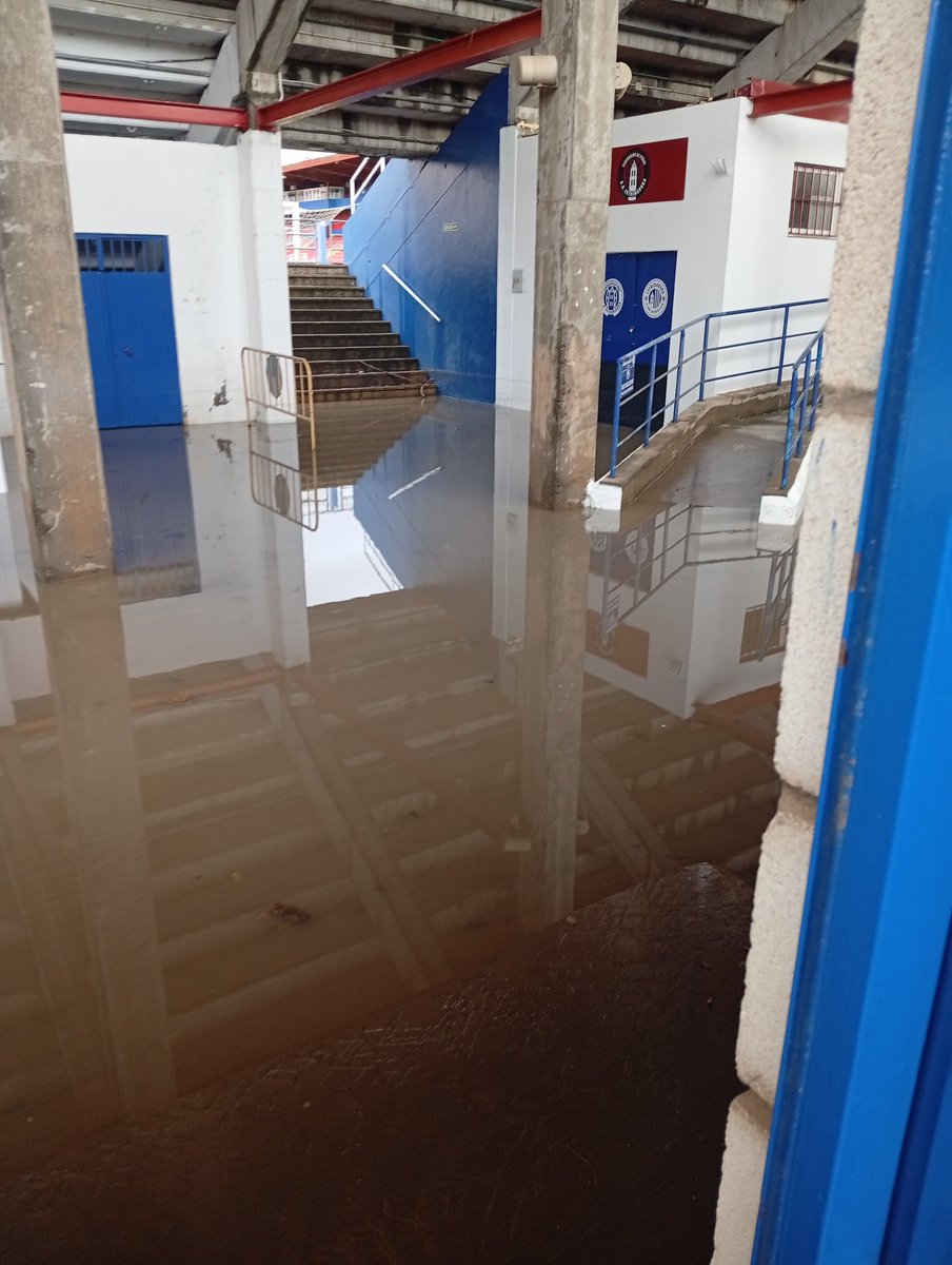 <a href="/CDExt1924/">CD EXTREMADURA</a> 🙄 esto no se ve ...pero tb se ha limpiado..4 horitas sacando agua...