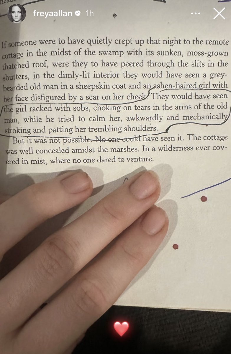 perseruna's tweet image. 'If you were to look at my Witcher books they're covered in grime, and certain pages there's blood. Hopefully, most of the time it's fake, and not my real split lip blood. The Witcher books came with me genuinely every single day [on set].'
— Freya Allan