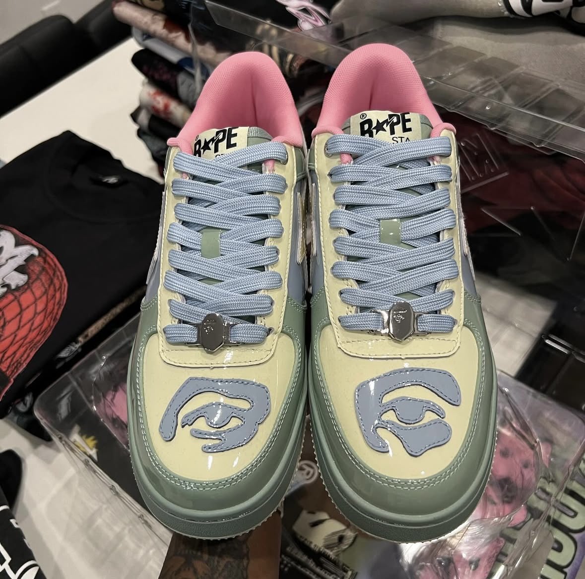 East’on (@eastonmargiella) on Twitter photo 