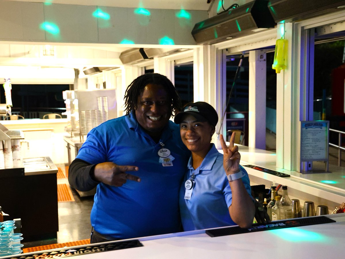 From stage lights to Fright Fest nights and all the sights this season — thank you for an amazing year! We can’t wait to have you celebrate with us again in 2026! ❤️ 🎢