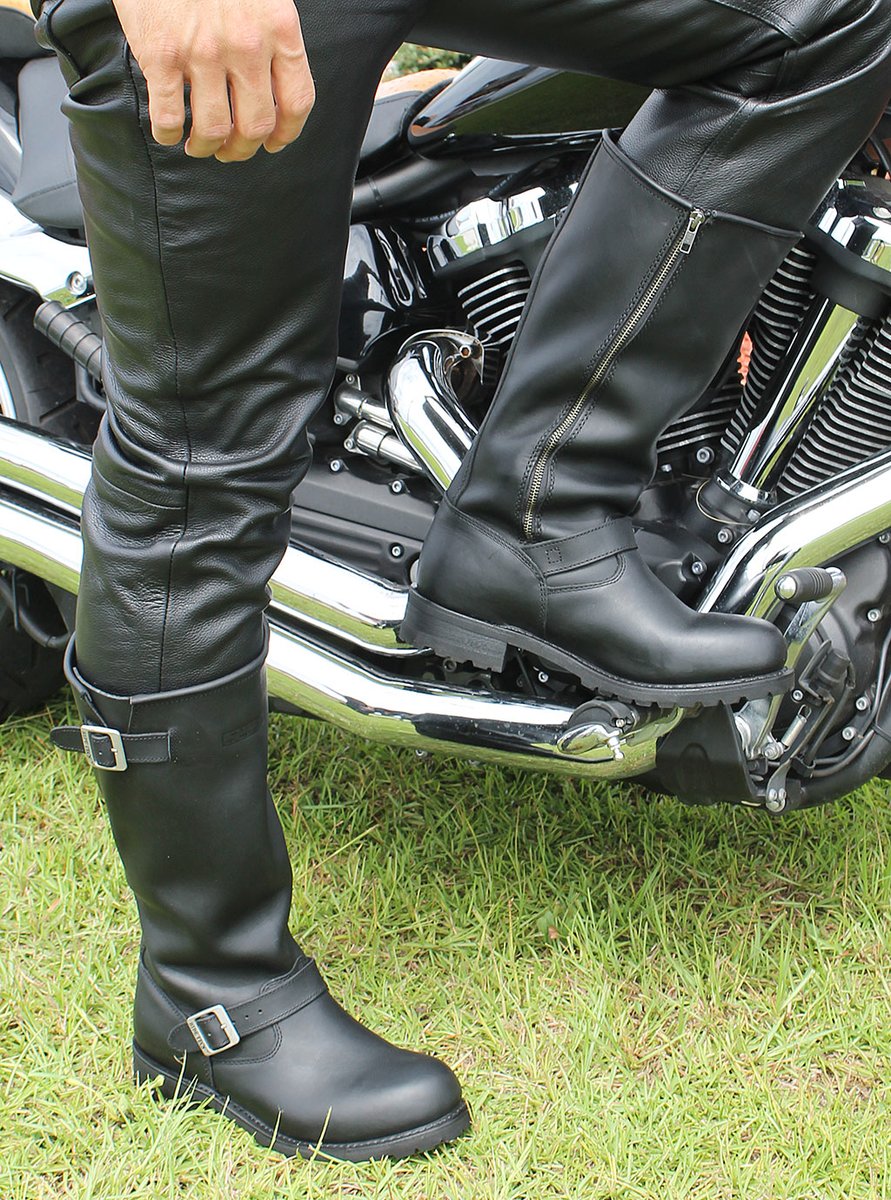 JaminLeather's tweet image. Stepped into next-level gear: Our 16″ Engineer Boots with inside zipper and oil-tanned cowhide leather. Rugged, weather-ready and built to keep up. 🔥 Get your pair now and own the ride.  

#JaminLeather #LeatherLife #ReadyForAnything #BM1444ZWK