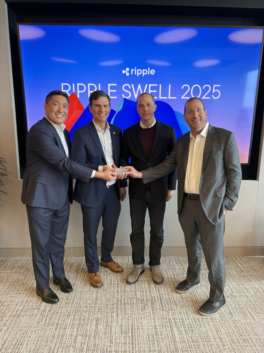 crypto_narcist's tweet image. Mastercard、WebBank、GeminiがクレジットカードでのRLUSD決済開始さ!

これも華やかな提携だね!
まずXRPL上でのRLUSD決済をGemini XRP Credit Cardから開始さ!
米国の銀行がブロックチェーンでステーブルコインを使いカード取引を決済する、初の事例だね!

今後も現代金融との華麗な連携が楽しみだね!