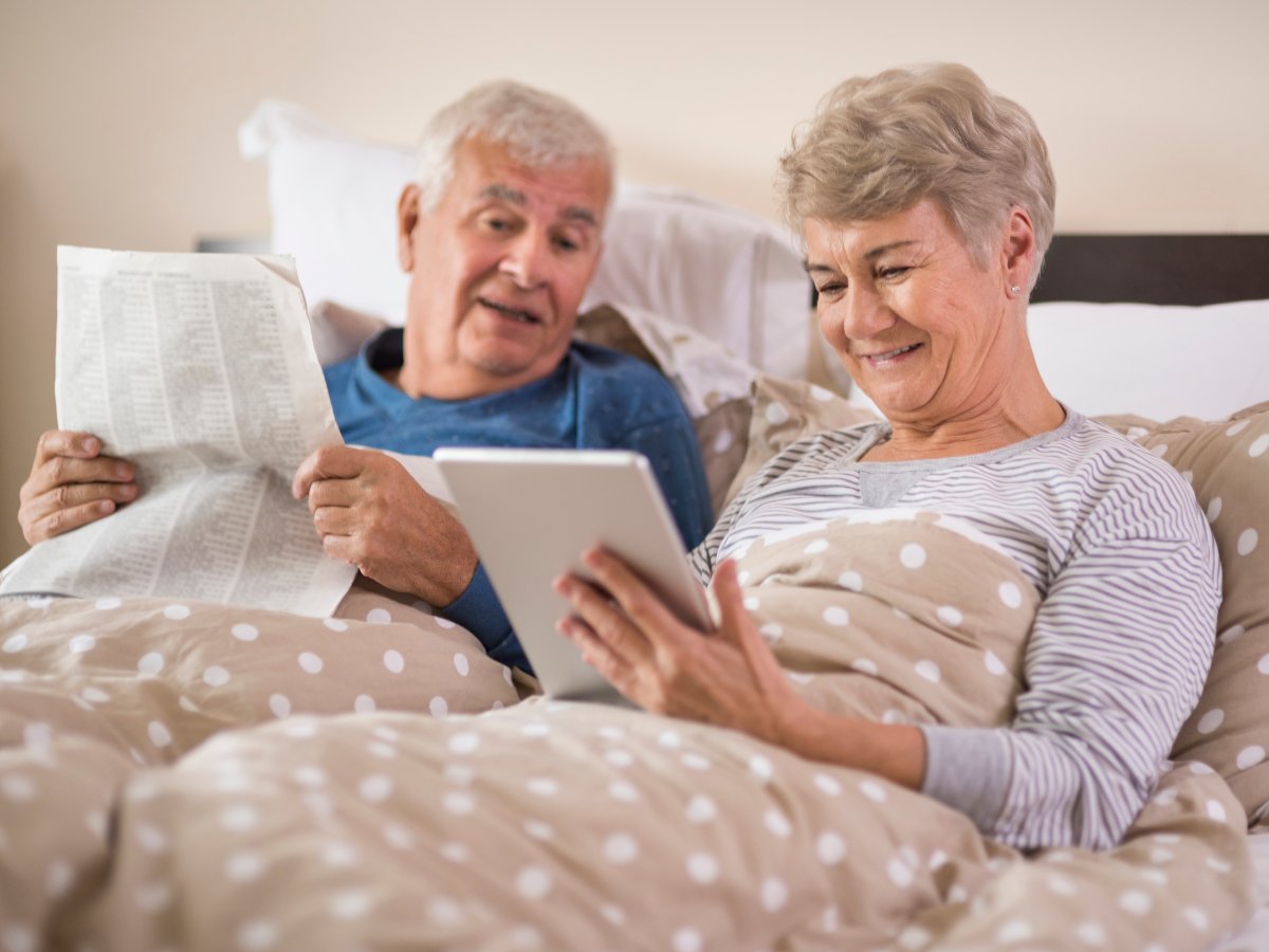 jmirpub's tweet image. New in JMIR Aging: The Double-Edged Sword of Digital Engagement—How Digital Access and Internet Use Reshape Sleep Schedules and Underlying Mechanisms in Older Adults: Longitudinal… dlvr.it/TP5fjr #DigitalEngagement #SleepHealth #OlderAdults #InternetUse #DigitalEconomy