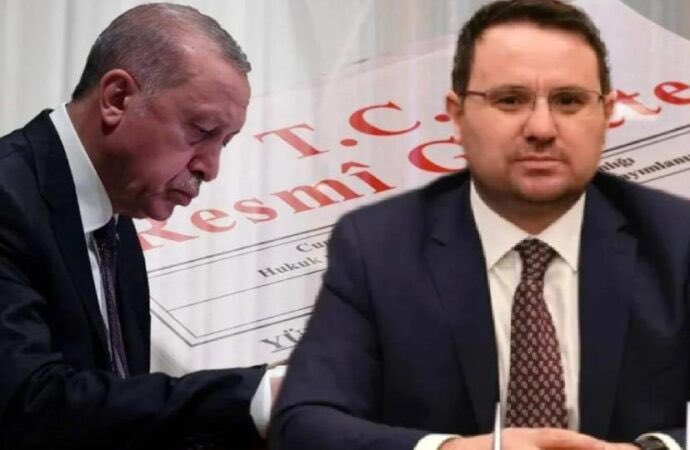 Deniz Yavuzyılmaz “maske düştü” dedi, Akın Gürlek’i Eti Maden’in Lüksemburg’daki şirketine atayan ismi açıkladı: Tayyip Erdoğan.

- Eti Maden devlet kuruluşu

- 2017’de Varlık Fonu’na aktarıldı

- Fon’un başkanı: Tayyip Erdoğan

- Gürlek’i bilgisi ve himayesinde atayan Erdoğan.