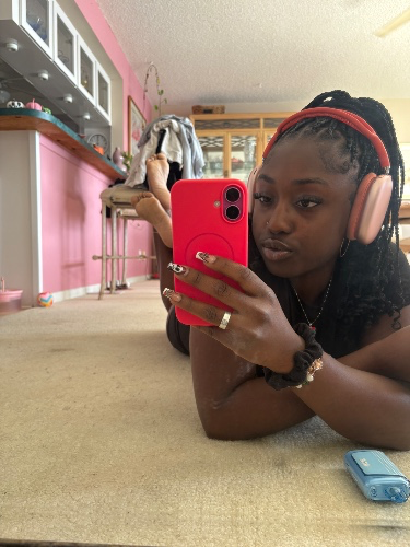 I just received leopard print nylons <3 from 🤏🍤 via Throne 🎀 i still want more. throne.com/jaedadam