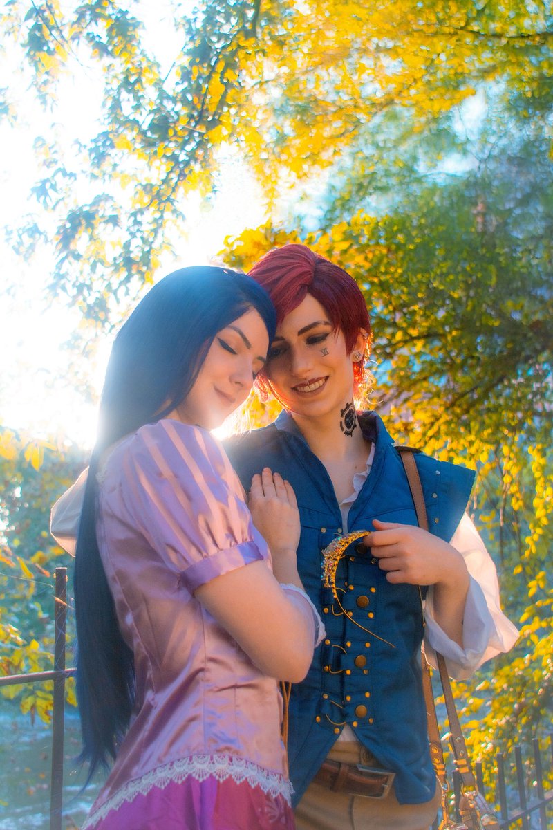 everloreian's tweet photo. ☁️“You ARE my new dream” ☁️
I love this Tangled Caitvi shoot we did with @lifeisadisease31 📸 it came out so beautifully.
Vi Wig: @reoodis_wig
Costumes and cait wig: Amazon
#rapunzel #caitvi #princess #piltoversfinest #rapunzelarcane #tangled #tangledarcane #arcanecosplay https://t.co/01ka0PoceM
