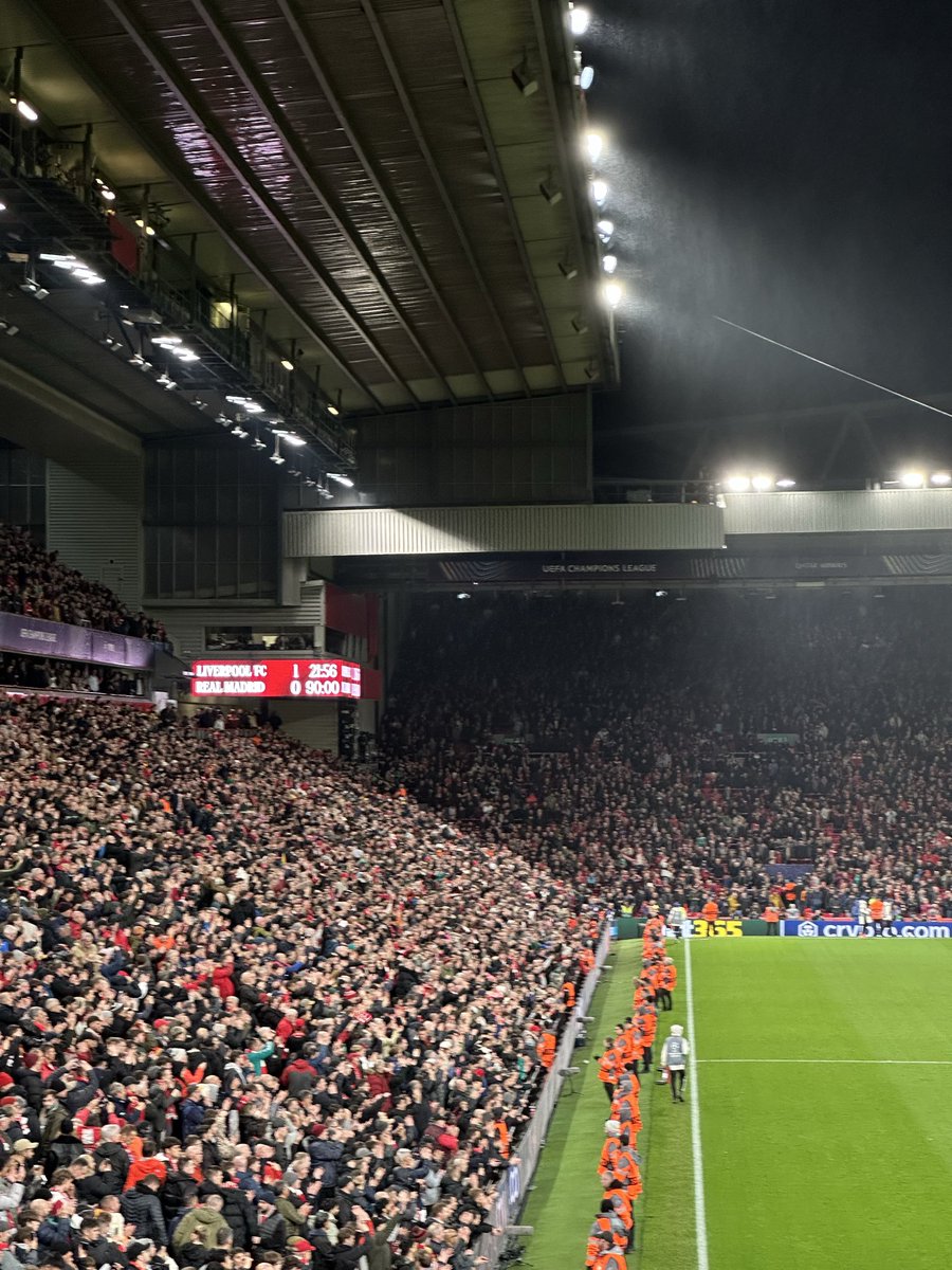 jackm1906's tweet photo. Madrid 🔴 https://t.co/ckwP5zQ3uA