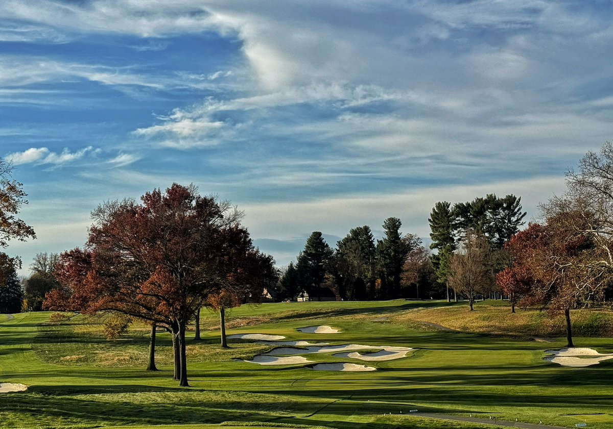 bemil's tweet photo. Lancaster CC never disappoints!
#fallgolf #flynnforthewin https://t.co/MG9xqmHqz6