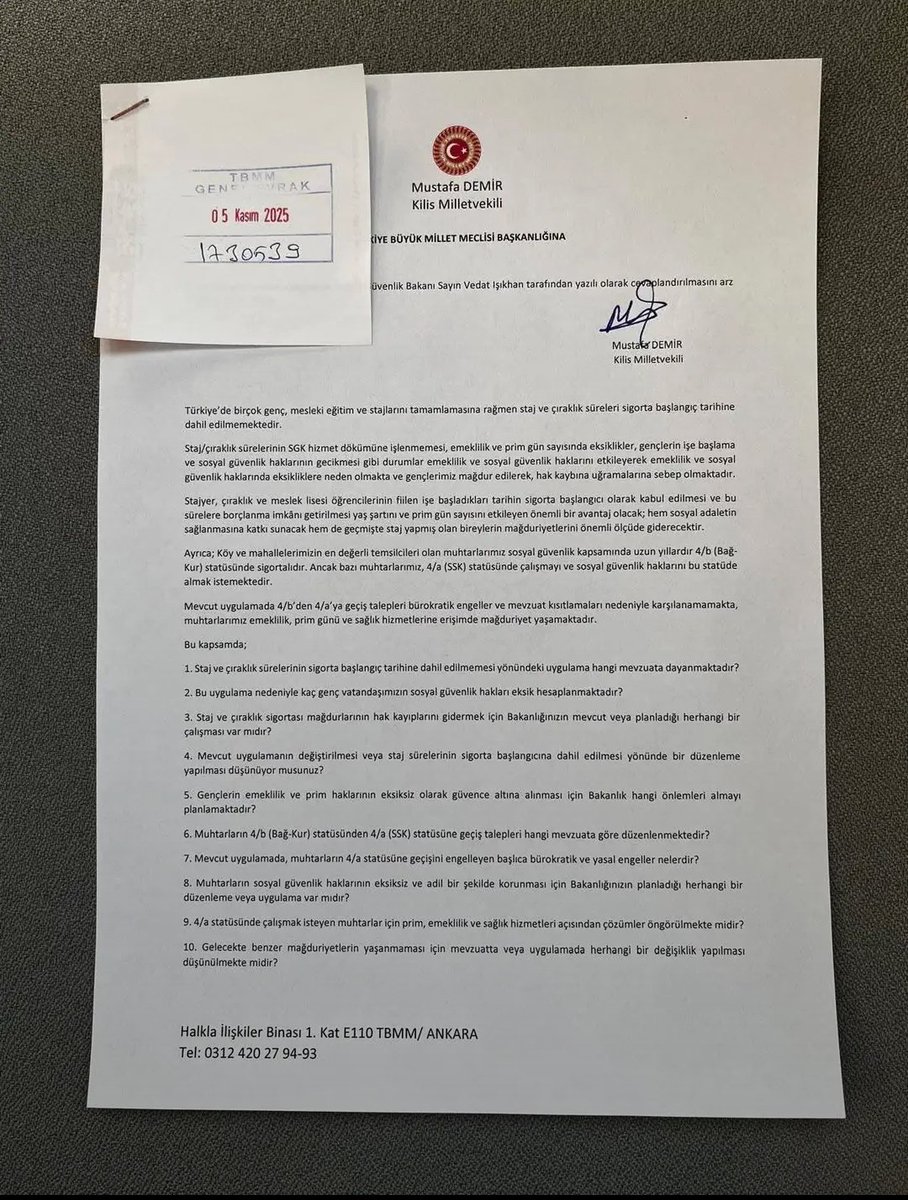 Bir staj mağduru olarak bu gün <a href="/TBMMresmi/">TBMM</a> de haklı davamız için soru önergesi veren  Kilis milletvekilimiz 
Sn <a href="/Mustafadmr79/">Mustafa Demir</a> bey e çok teşekkür ediyoruz 

#3308SayılıYasaDegişsin