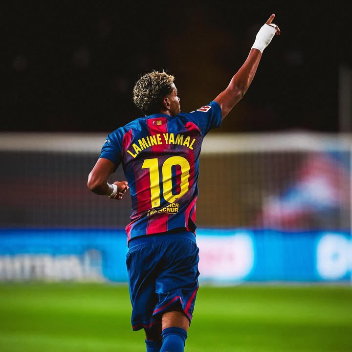 والله شكرا يا لامين مباراه عباره عن 
لامين ضد كلوب بروج شكرا بحجم السماء ❤️