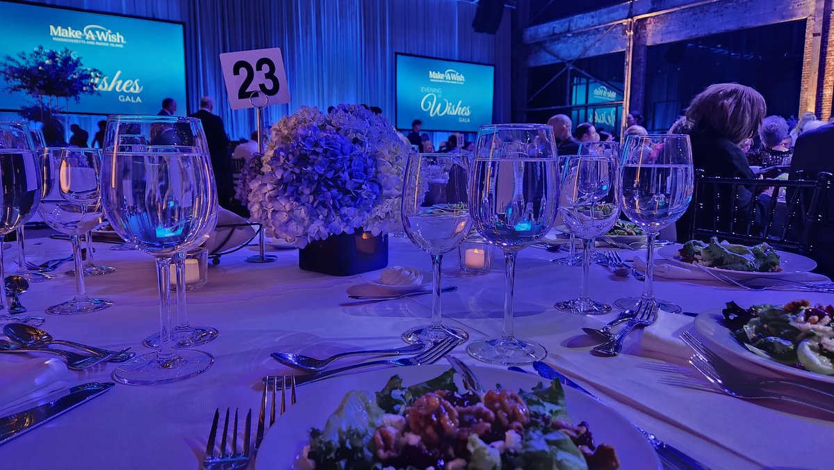 Beacon was proud to once again sponsor and attend the @makeawishmassri Evening of Wishes this past Saturday! It was a night filled with hope, joy and inspiration. 🌟