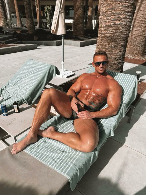 MuscleDomMaster's tweet image. I just received Tribute 2 via Throne. 💪throne.com/masterapollost… #Wishlist #Throne