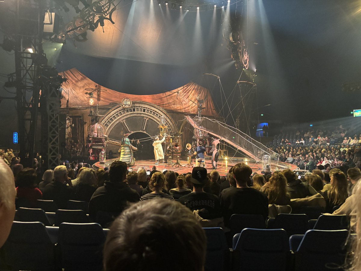 Cirque du Soleil was incredible 🤩. Such a unique experience. And in my home town. Even better!