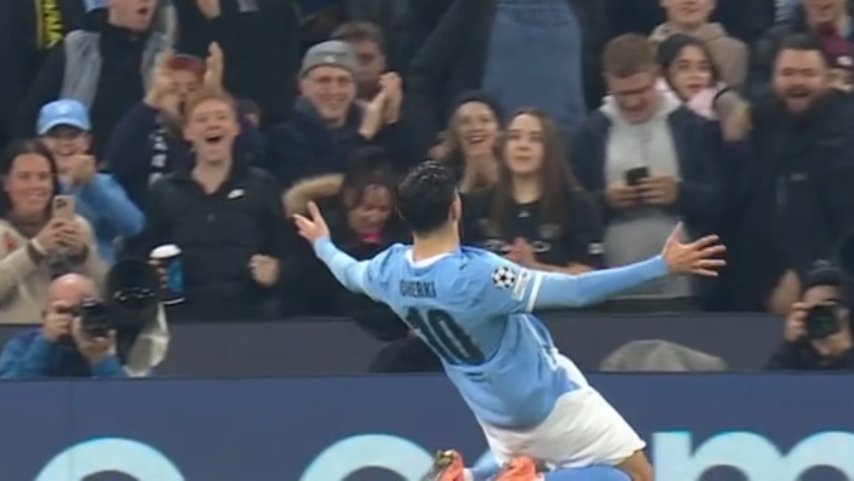 TouchlineX's tweet image. 📸 - PEP GUARDIOLA IS VERY HAPPY AFTER WATCHING THAT CHERKI GOAL — HE KNOWS HE HAS FOUND A GEM! 💎