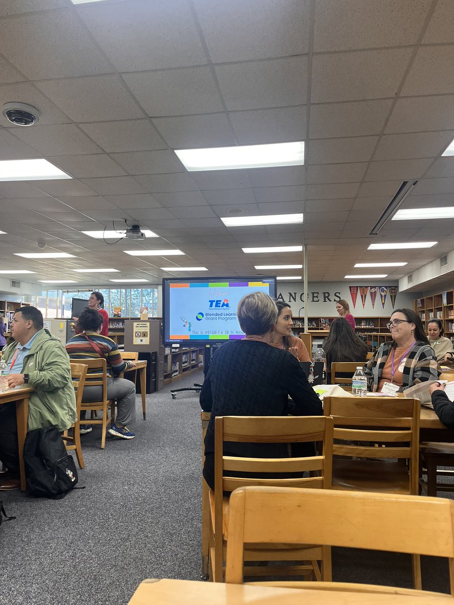 VRamos_TISD's tweet photo. Day 2 of Blended Learning, amazing things happening in the classrooms #BLSUMMIT25 #TISDProud https://t.co/OwEiKDzDSs