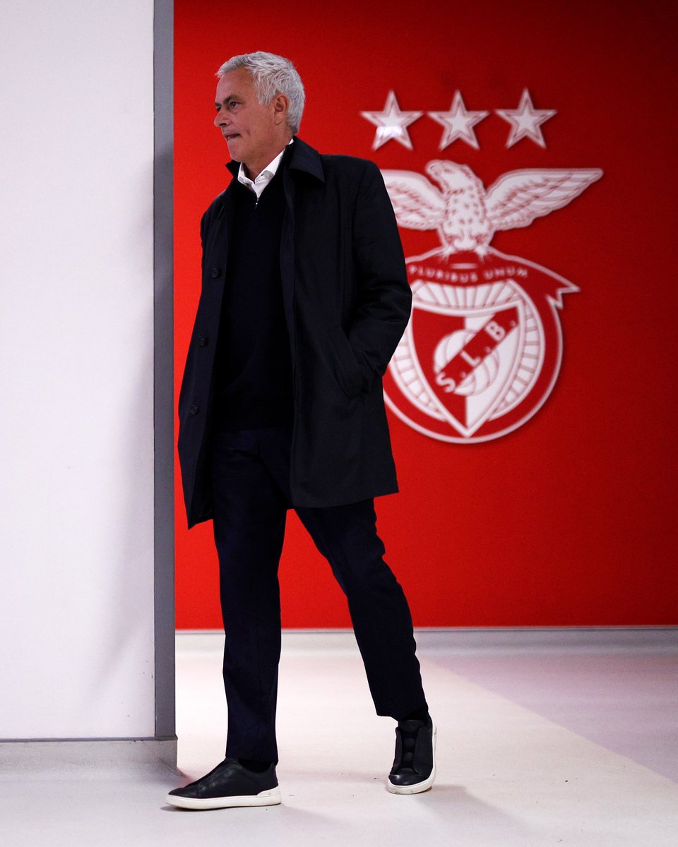 “Kendi seviyeme döndüm”

Jose Mourinho, Benfica ile Şampiyonlar Ligi’nde çıktığı üç maçta da mağlup oldu.

❌ Bayer Leverkusen 0-1
❌ Newcastle 3-0
❌ Chelsea 1-0