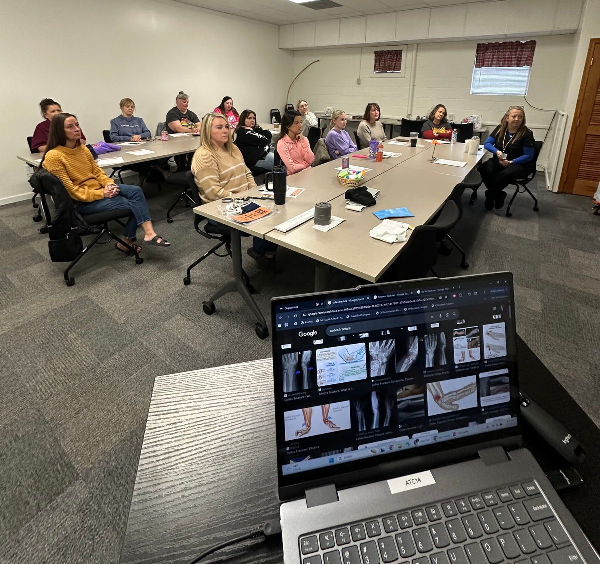 Thanks to the Jefferson County school nurses for inviting us to be part of their professional development day! Director of Sports Medicine Scott Byrd presented on caring for students wtih concussion, and cast tech and athletic trainer Mitchell Russell discussed splinting.