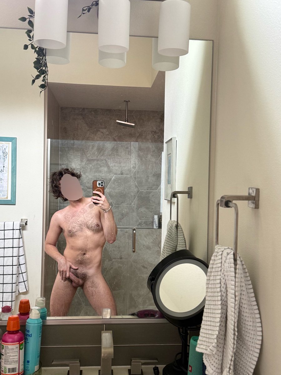 WesLurry's tweet photo. some dick before heading into work ;) https://t.co/tgONK4KLbo
