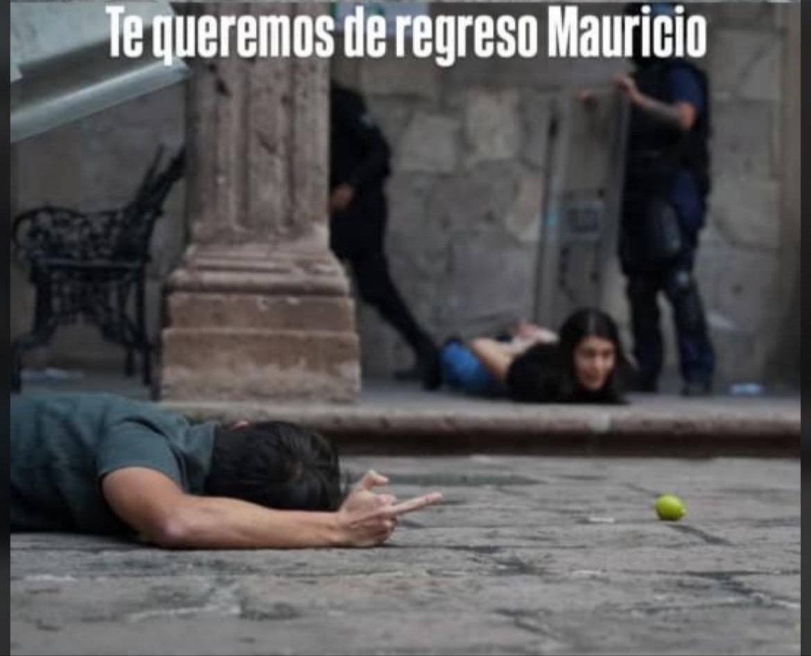 NO <a href="/Claudiashein/">Claudia Sheinbaum Pardo</a>. NI UNO MAS!!!..
No localizan a Mauricio el joven de la icónica foto que evidencio la represión durante las protestas de Morelia en contra del criminal narco gobierno de MORENA.

Difundan antes de que estos desgraciados vuelvan a enlutar a otra familia