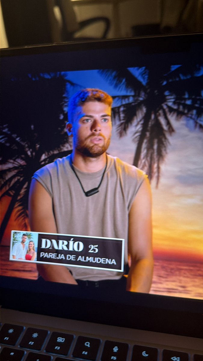 gonzalotj19's tweet image. Odio a las mosquitas muertas, la otra enamorada hasta las trancas de este, y el ha ido allí para buscar una excusa para dejarla…  además manipulador porque encima la chantajea diciendo que o aguanta no ni van a seguir… en fin me abstengo a decir más #LaIslaDeLasTentaciones3