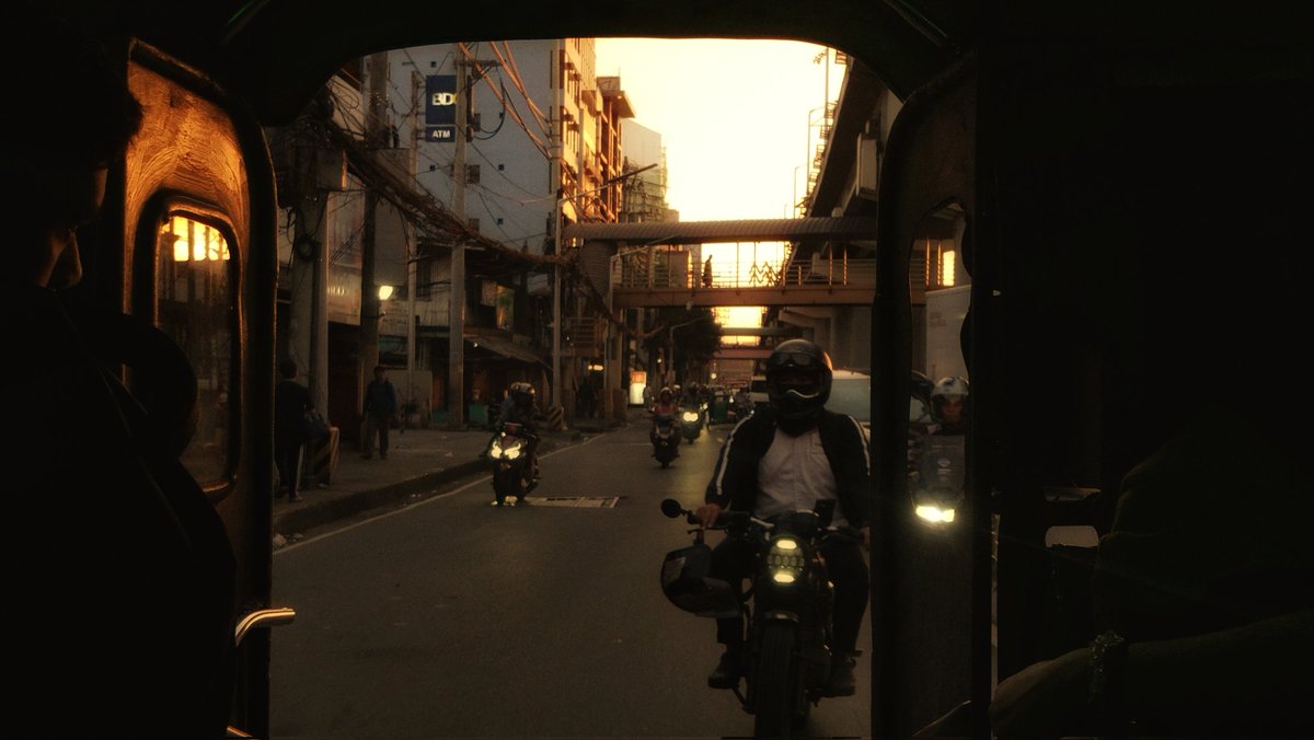 everydaeyy's tweet image. 