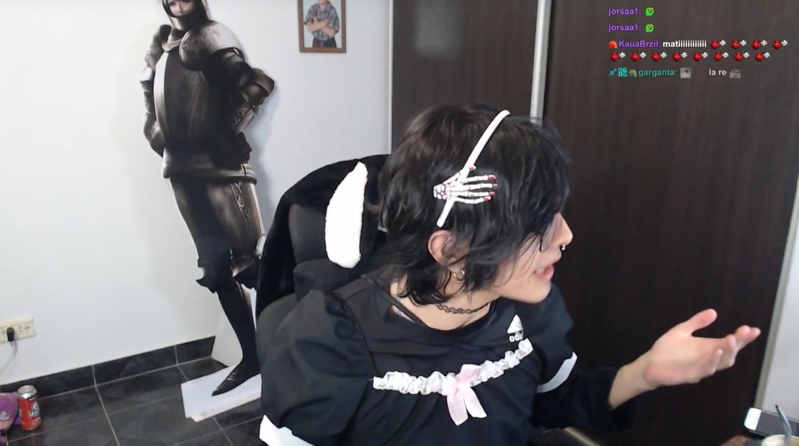 chacoide's tweet image. “a algunas no les conviene hablar mal de el morbo porque les sirve” mis streams: