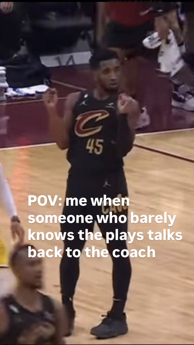 fastbreakfriday's tweet photo. #fastbreakfriday #basketballmeme #womeninbasketball https://t.co/CYX9KeJzsf