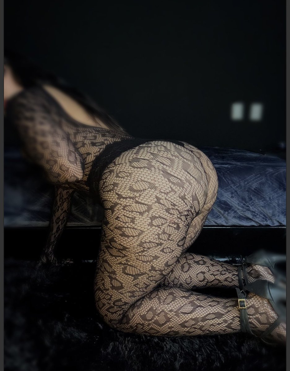 Ana & Rodrigo 🖤 tweet media