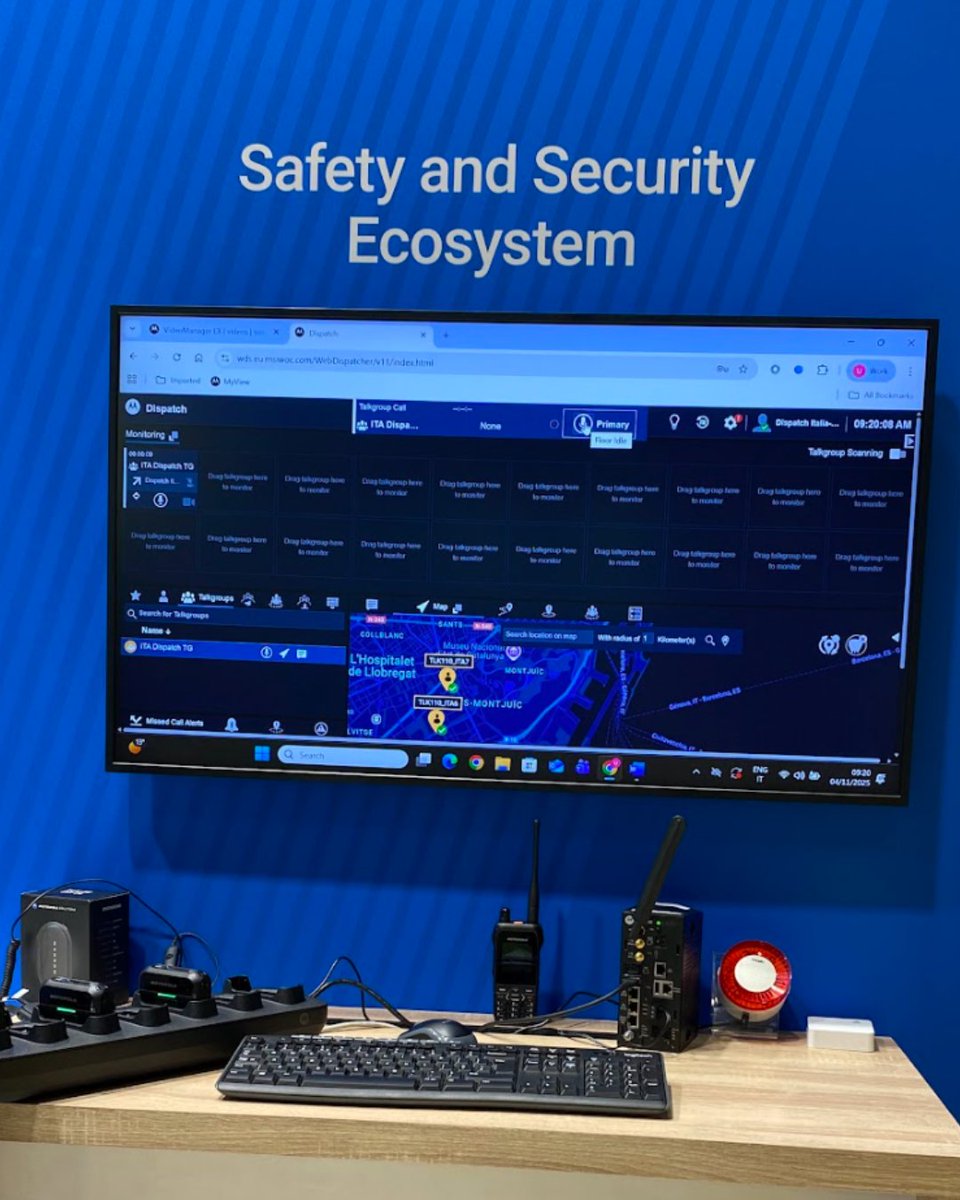 Avigilon's tweet image. 💡 How do you create #SaferCities? 

💡 How do you spur #UrbanInnovation?

#MotorolaSolutions is ready to take on the challenge. We’re at @SmartCityExpo, showcasing our #security tech at @MotoSolutions’ stand F170 (Hall 2). Learn more: bit.ly/4967JqE  
#SCEWC25
